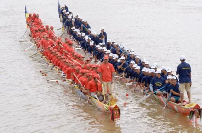 Le Cambodge établit un record Guinness pour la plus longue pirogue Ghe Ngo du monde ảnh 1 Le Cambodge établit un record Guinness pour la plus longue pirogue Ghe Ngo du monde ảnh 1