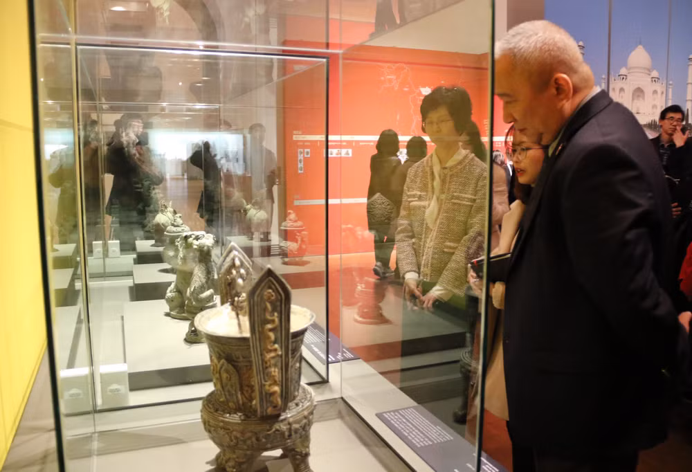 Des antiquités vietnamiennes exposées en République de Corée ảnh 1