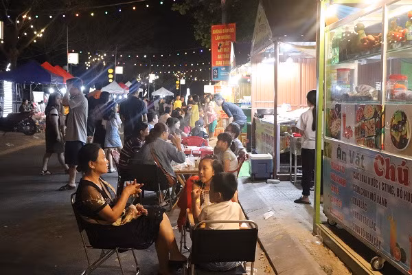 Da Nang : ouverture du marché de nuit de Thanh Khe Tay ảnh 1