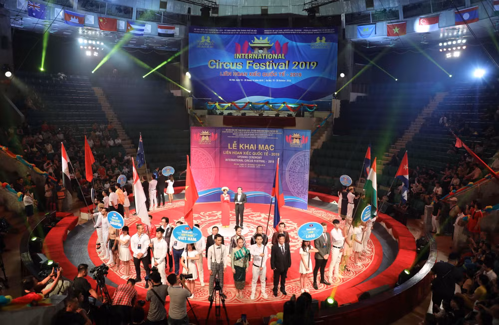 Ouverture du Festival international du cirque 2019 ảnh 1