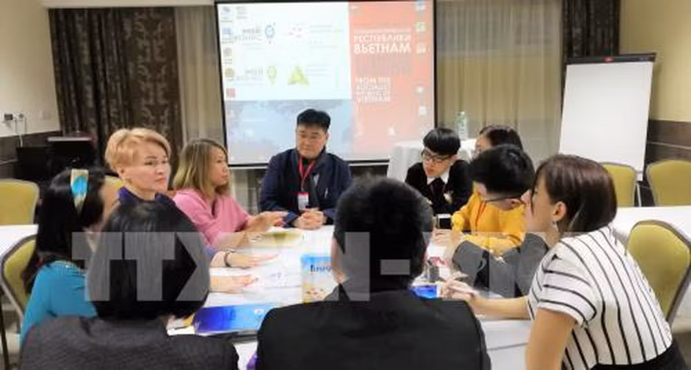 Programme de promotion commerciale pour les entreprises vietnamiennes et russes en Kalouga (Russie) ảnh 1