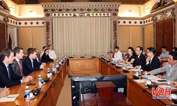 La société américaine 8VC cherche des opportunités d'investissement à Hô Chi Minh-Ville ảnh 1