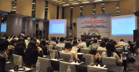 Conférence franco-vietnamienne élargie sur la greffe de moelle ảnh 1