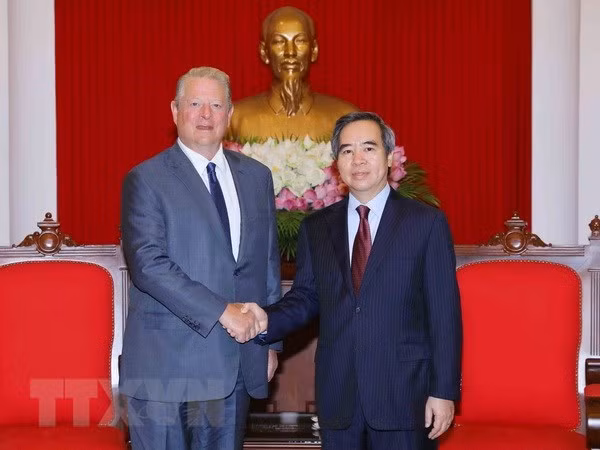 L’ancien vice-président américain salue les réalisations du Vietnam ảnh 1
