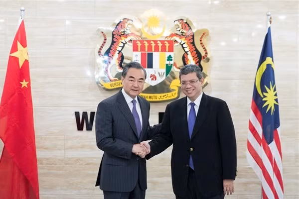 La Chine et la Malaisie s'engagent à renforcer la coopération amicale ảnh 1