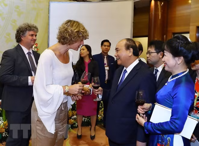 Banquet à l’occasion de la Fête nationale ảnh 1