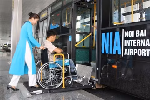 Offrir aux personnes handicapées l’opportunité d’avoir accès aux infrastructures ảnh 1