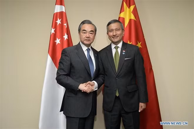 La Chine et Singapour conviennent de soutenir le multilatéralisme et le libre-échange ảnh 1