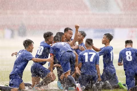 Le Championnat de football U17 sert de tremplin aux jeunes joueurs ảnh 1