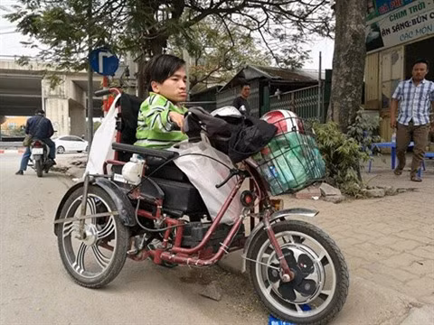 L’homme de verre à la volonté de fer ảnh 1