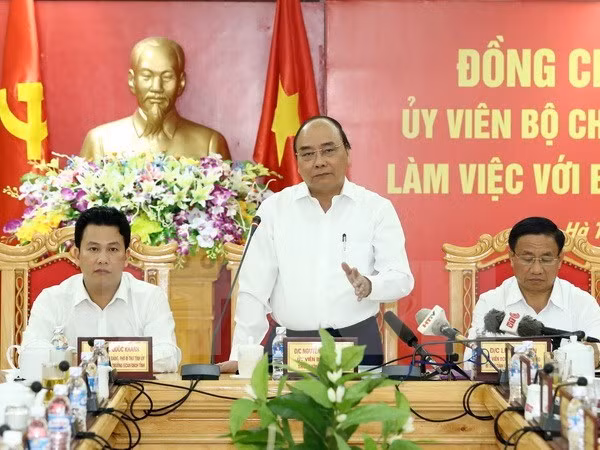 Le Premier ministre demande à Ha Tinh de devenir un centre industriel majeur ảnh 1