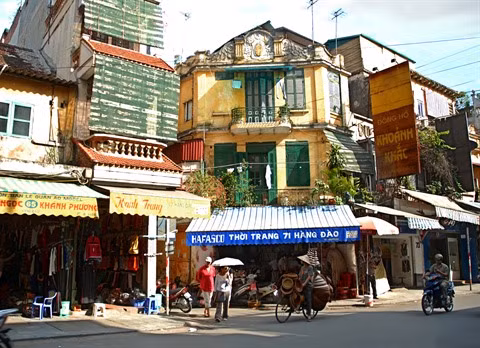 Hausse de 23% du nombre de touristes étrangers à Hanoï en 2016 ảnh 1