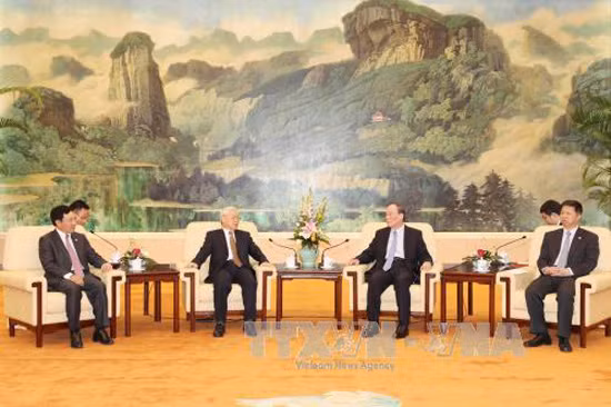 Le Vietnam apprécie les expériences de la Chine dans la lutte contre la corruption ảnh 1