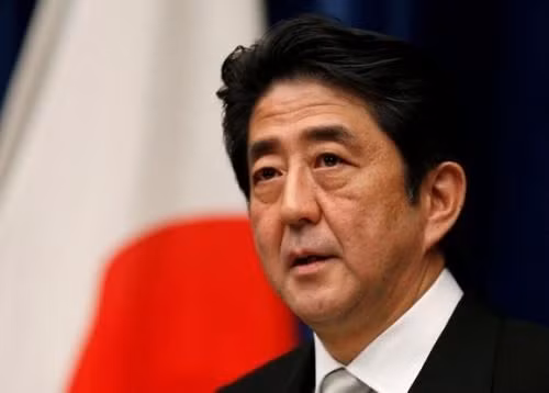 Le Premier ministre japonais et son épouse en visite officielle au Vietnam ảnh 1 Le Premier ministre japonais et son épouse en visite officielle au Vietnam ảnh 1