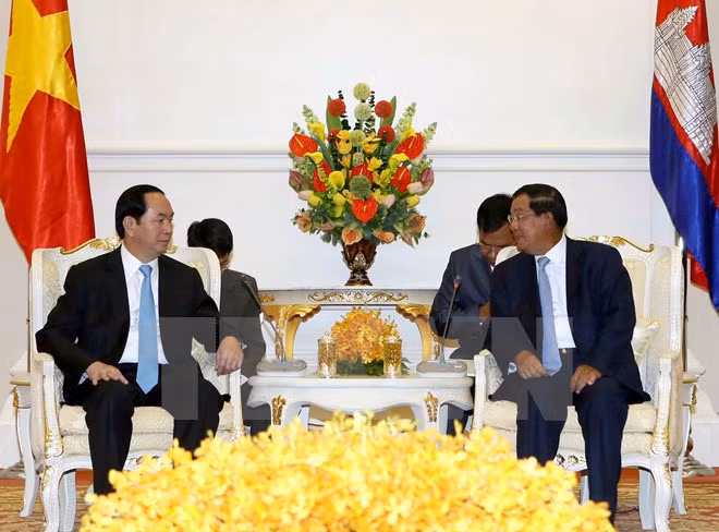 Le président du Vietnam rencontre des dirigeants cambodgiens ảnh 3 Le président du Vietnam rencontre des dirigeants cambodgiens ảnh 3