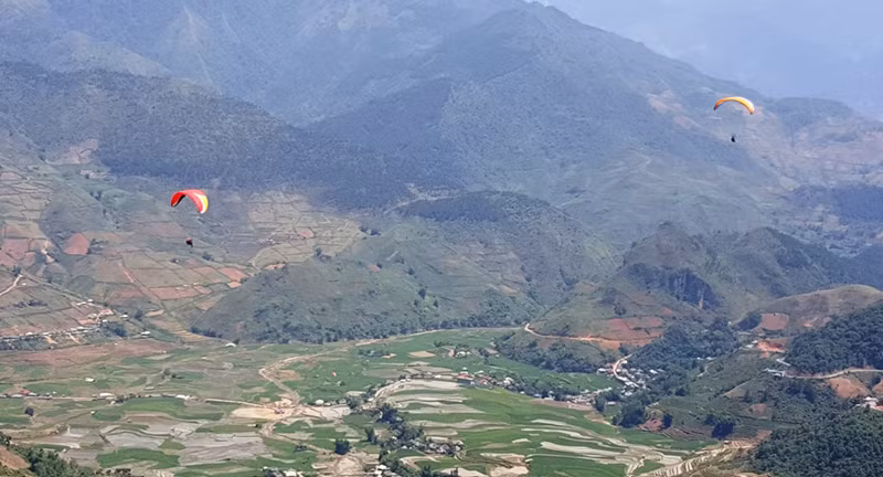 Bientôt le Festival de parapente de Mu Cang Chai ảnh 1