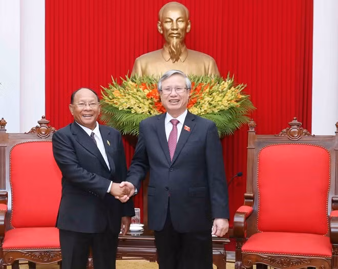 Le Vietnam chérit l’amitié et la coopération avec le Cambodge ảnh 1
