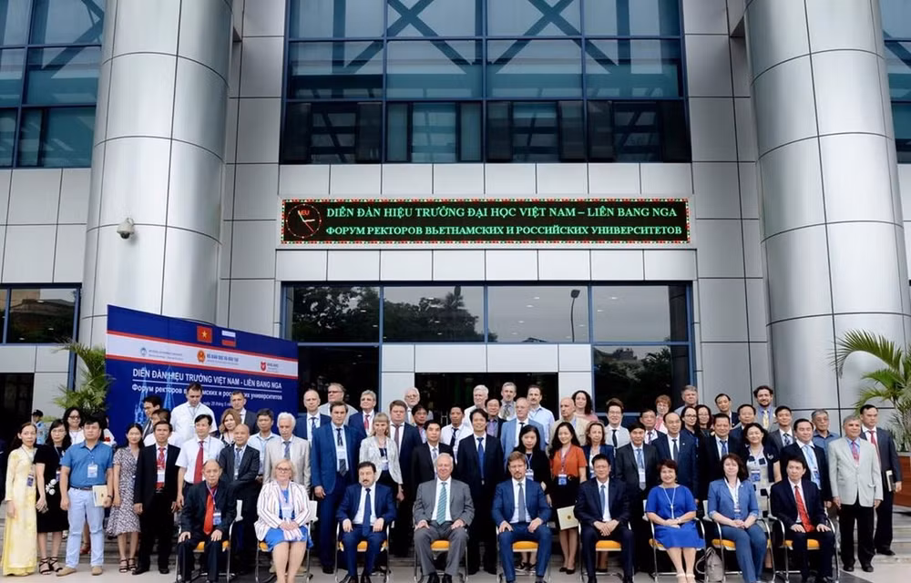 Forum des recteurs d’université Vietnam – Fédération de Russie ảnh 1