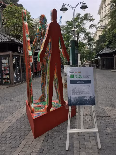 L’art écologique prend ses quartiers à Hanoï ảnh 4