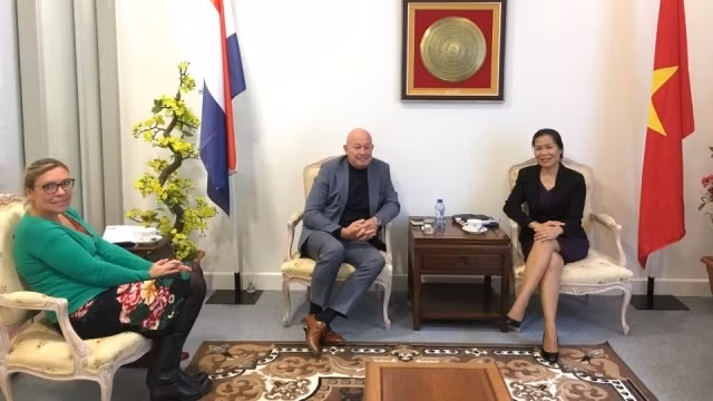 Une organisation néerlandaise aide le Vietnam à s'orienter vers le développement durable ảnh 1