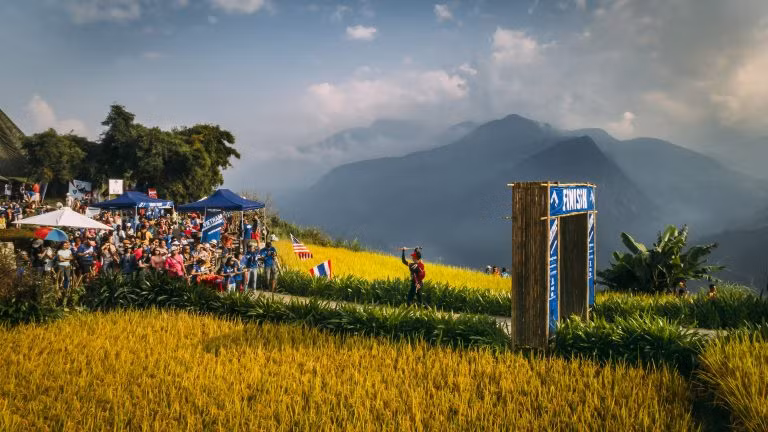 3.400 coureurs participeront à la course de montagne de Sa Pa ảnh 1