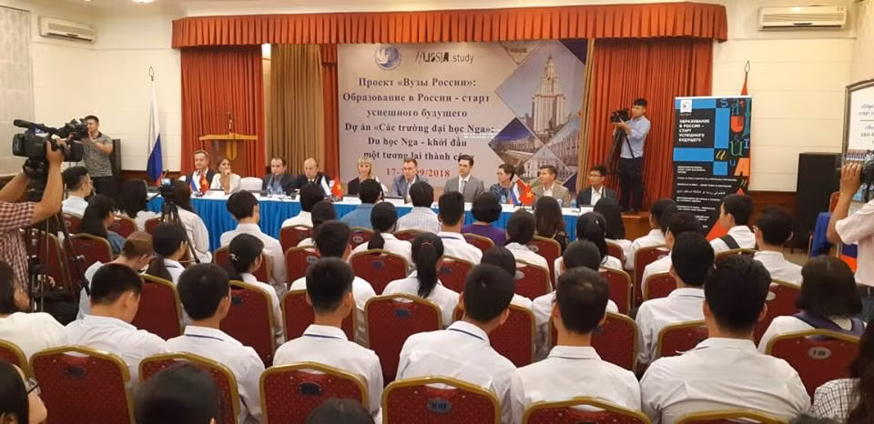 Le Vietnam renforce sa coopération avec la Russie dans l’éducation ảnh 1