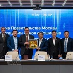 Photo de groupe des délégués des deux pays. Photo : VNA