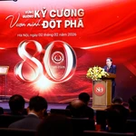 Le membre du Bureau politique et président de l’Assemblée nationale, Tran Thanh Man, s'exprime lors de l'événement. Photo: VNA