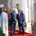 Le Premier ministre Pham Minh Chinh (à droite) et le président algérien Abdelmadjid Tebboune. Photo: VNA