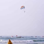 Activités sportives dans le cadre du programme « Saison du tourisme balnéaire de Da Nang », en avril 2025. Photo : VNA