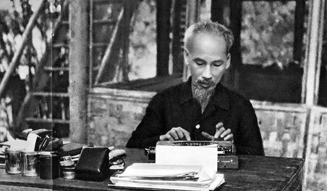 De son vivant, le Président Ho Chi Minh a toujours mis l'accent sur la prévention et la lutte contre le gaspillage. (Photo d'archives : VNA) 1.jpg