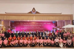 Premier camp de langue et de culture vietnamiennes en Thaïlande