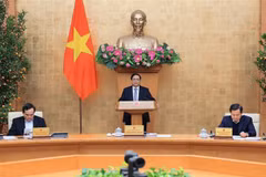 Le PM Pham Minh Chinh préside la réunion gouvernementale en février