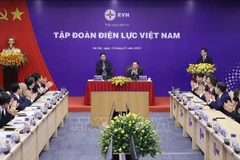 Le PM Pham Minh Chinh confie de nouvelles missions à Electricité du Vietnam