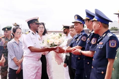 Le patrouilleur Samudra Paheredar de la Garde côtière indienne en visite à Hô Chi Minh-Ville