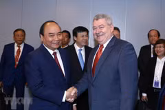 Le Premier ministre Nguyen Xuan Phuc reçoit le président du Parti communiste de Bohême et Moravie