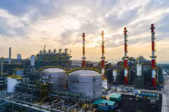 PVN propose d'investir dans un complexe pétrochimique et de réserve nationale de pétrole