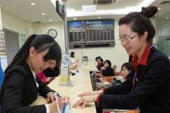 Sacombank contribue au développement socio-économique du Laos