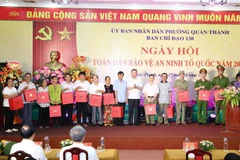 Hanoï: la journée "Tout le peuple défend la sécurité nationale" dans le quartier de Quan Thanh