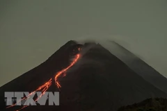 Éruption volcanique aux Philippines: des milliers de personnes évacuées