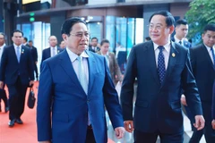 Le Premier ministre Pham Minh Chinh rencontre son homologue lao en Chine