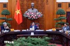 Le PM préside une réunion sur le projet de systèmes ferroviaires urbains à Hanoï et à Ho Chi Minh-Ville