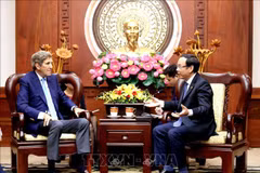 Le chef de Ho Chi Minh-Ville reçoit l'envoyé spécial du président des États-Unis pour le climat