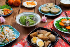 Plateau traditionnel du Têt, culture culinaire unique des habitants du Sud