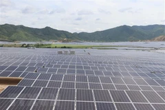 Inauguration de la centrale solaire LIG-Quang Tri