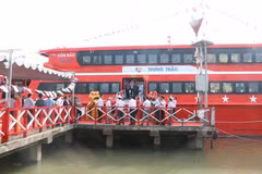 Inauguration de la ligne de navire à grande vitesse Can Tho-Tran De-Con Dao