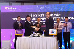 UnionPay International coopère avec TPBank pour élargir le paiement par carte et code QR