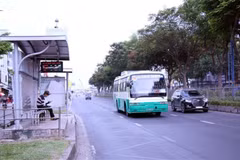 Ho Chi Minh-Ville propose l'utilisation de petits bus