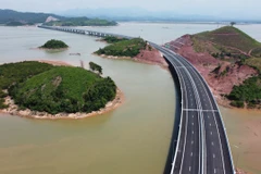 Mise en service de l’autoroute Vân Dôn - Mong Cai à Quang Ninh