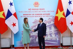Approfondir les relations de coopération Vietnam-Panama